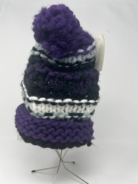 Burton  Cable Knit Beanie