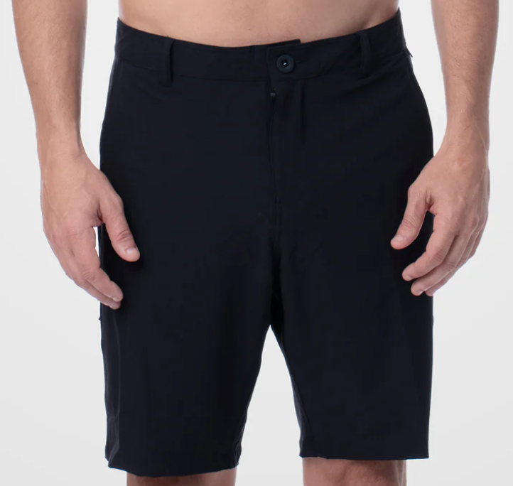 Performance Swift Hybrid Walk Short - Black