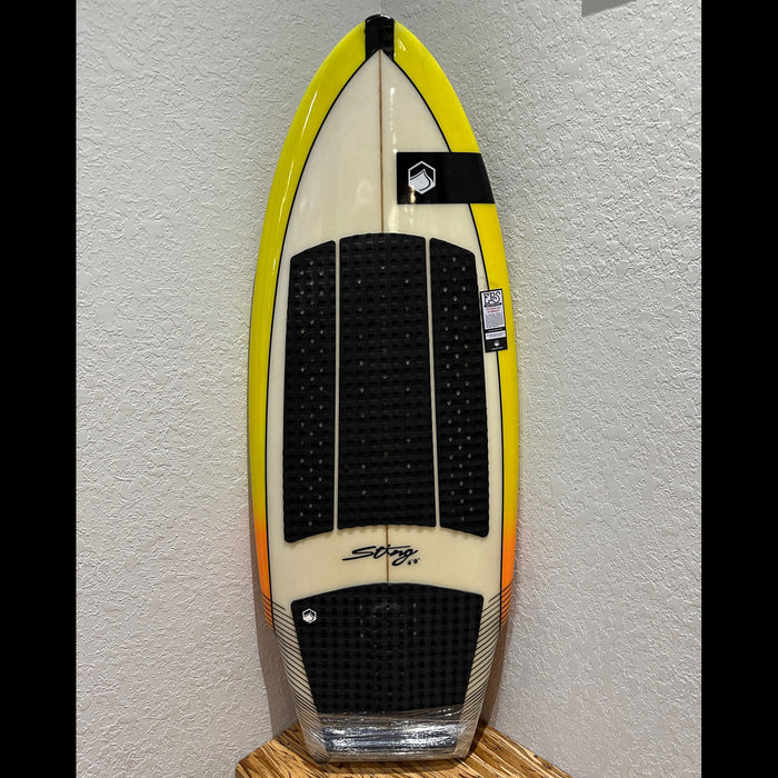 Liquid Force 2021 Sting Wakesurfer 4'8" Blem / Repair