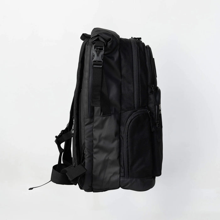 ONeill Odyssey Travler  Backpack 37L Black
